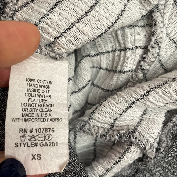 Comfy USA Heather Gray Elastic Waist Pull On Cropped Pants Size XS - Picture 11 of 12